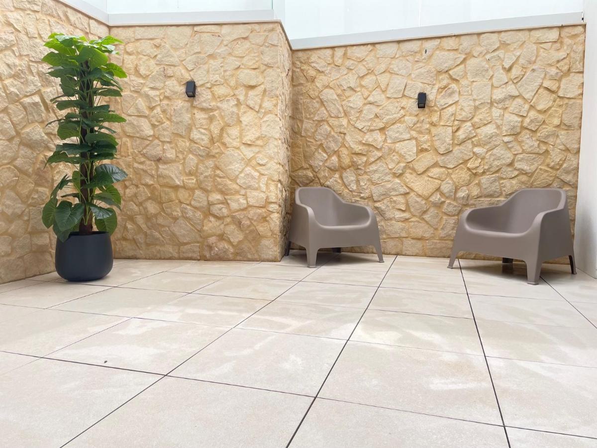 T1 Com Patio Apartment Portimao Bagian luar foto